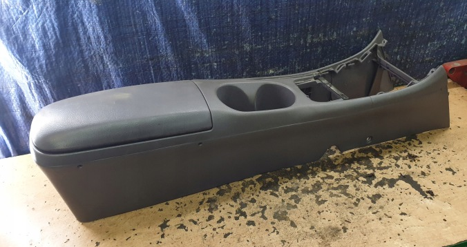Toyota Celica 2004 Center Console